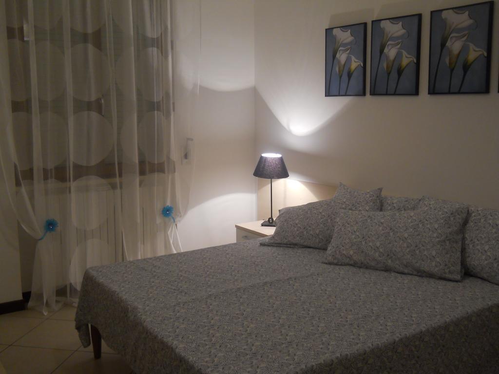 B&B Residenza Bianco Alle Grotte Di Castellana Castellana Grotte Exterior photo
